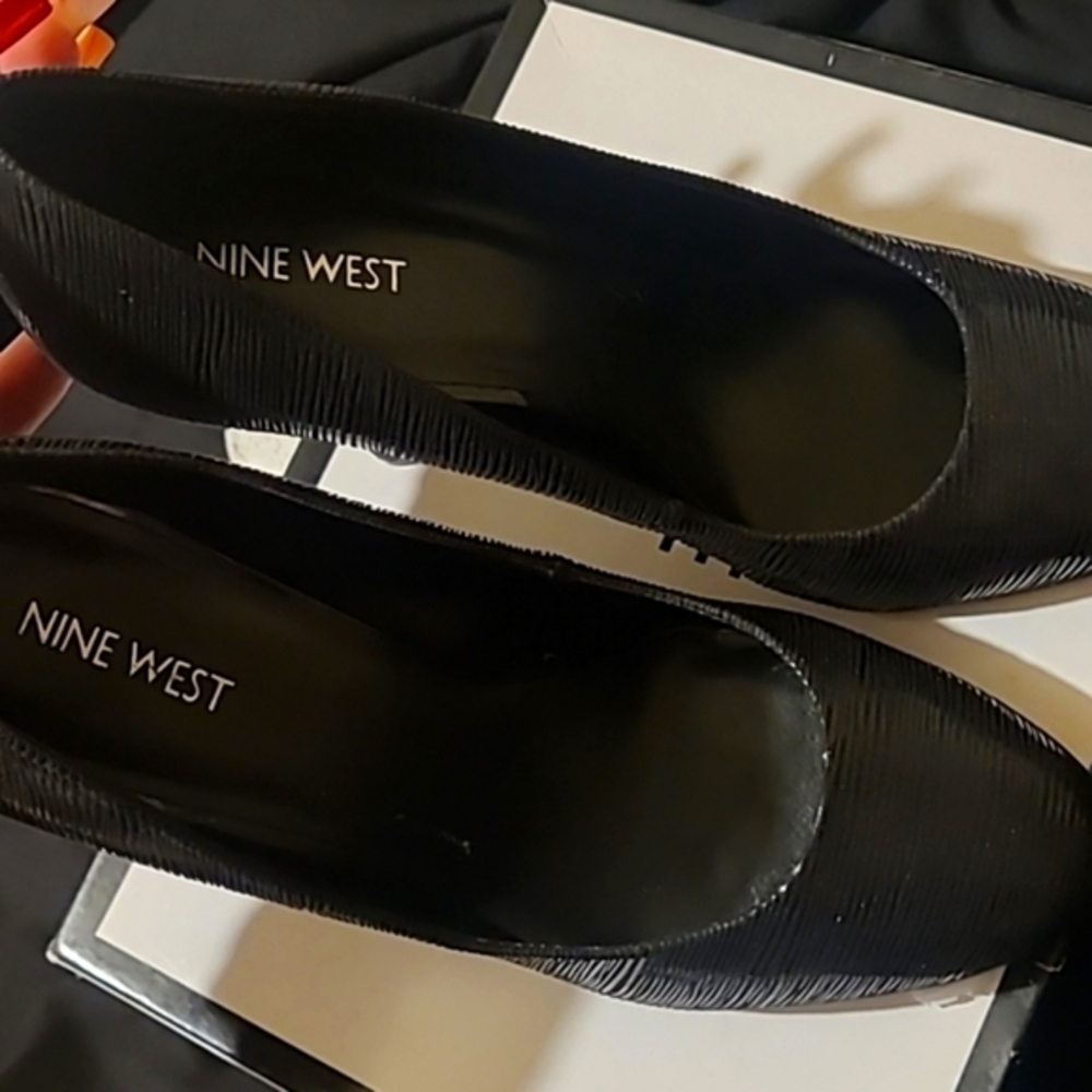 Nine West Black pumps